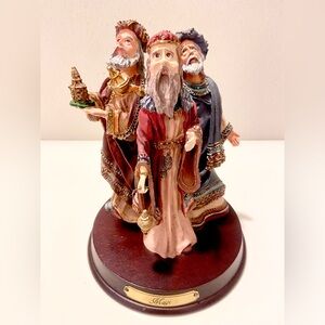 Vintage "Magi" figurine, Duncan Royale "History of Santa Claus" collection